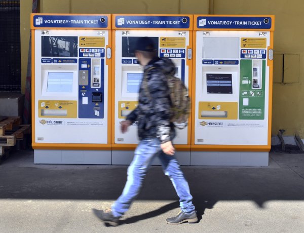 A MÁV új jegyautomatáinak több mint 80 százaléka már üzemel