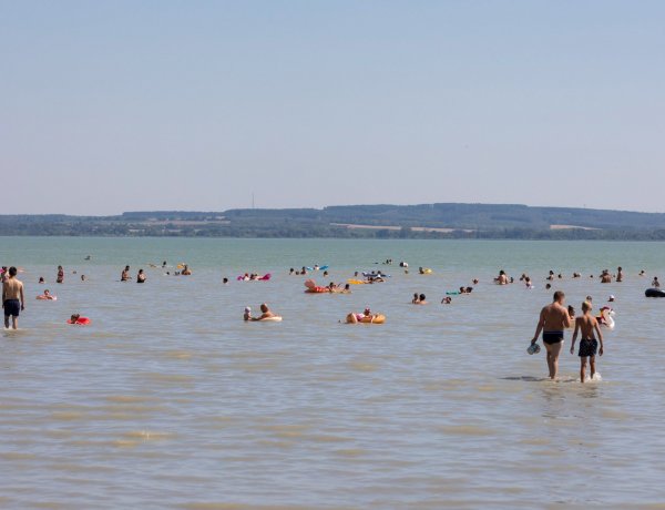 Legalább 30 fok lesz az egész országban, de egy-egy zápor kialakulhat