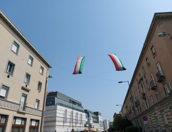 Fellobogózták városunkat augusztus 20-ra, államalapító Szent István ünnepére