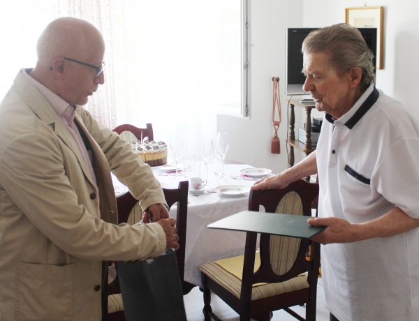 90. születésnapja alkalmából köszöntötték Paizs Lajost, városunk szépkorú polgárát