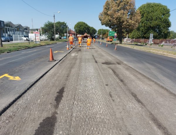 A Rákóczi utca Széna tér Moszkva utca közötti szakaszán megkezdődött az úttest felmarása