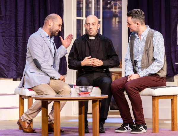 Októberben újra Legénybúcsú a Móricz Zsigmond Színház Nagyszínpadán!