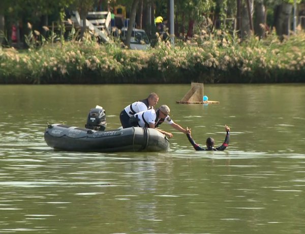 Vízirendészek versenyeztek Sóstón – Látványos feladatokban mérték össze tudásukat