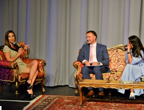 Női expó és konferencia Nyíregyházán: a hagyományteremtő rendezvényen segítő szakértők és kiállítók várták a hölgyeket