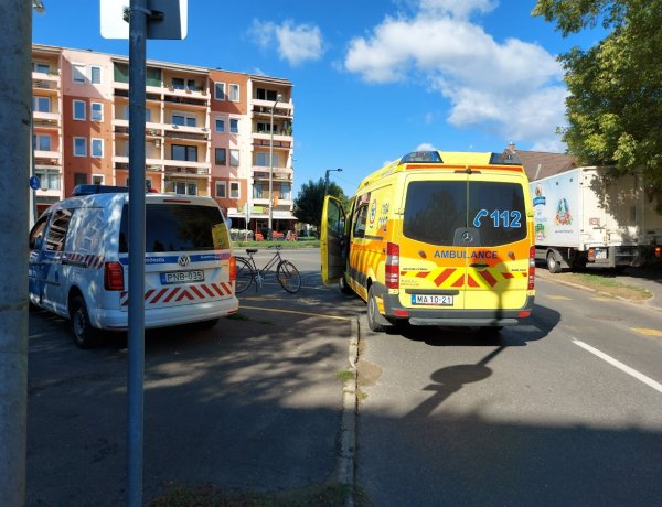 Baleset történt a Stadion utcán, egy kerékpáros és egy autós ütközött