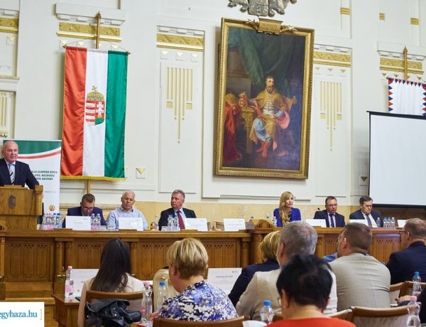 Soha nem látott összegre pályázhatnak a civilek – 4 millió forintot kaphatnak a szervezetek