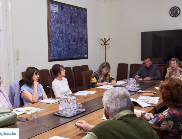 Állatparki örömséta és karácsonyi ajándékcsomag