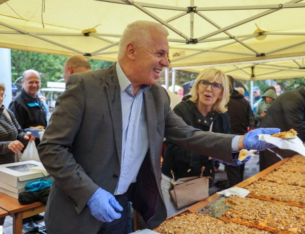 Tirpák lepény – Az esős idő ellenére is óriási volt az érdeklődés az ételkülönlegesség iránt