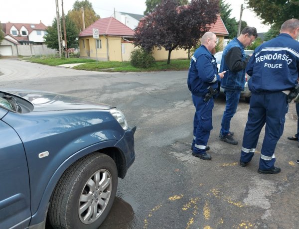 Kedden délelőtt a Debreceni úton két személyautó ütközött