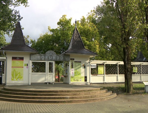 Véget ért a strandszezon, bezárt a Tófürdő