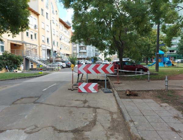 Ivóvízcső tört el a Dob utcán, forgalomkorlátozás várható a helyreállítás alatt