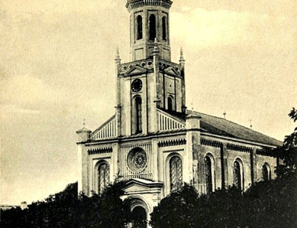 Amiről az utcák mesélnek... - A református templom tornyára „csillag tétetett fel”