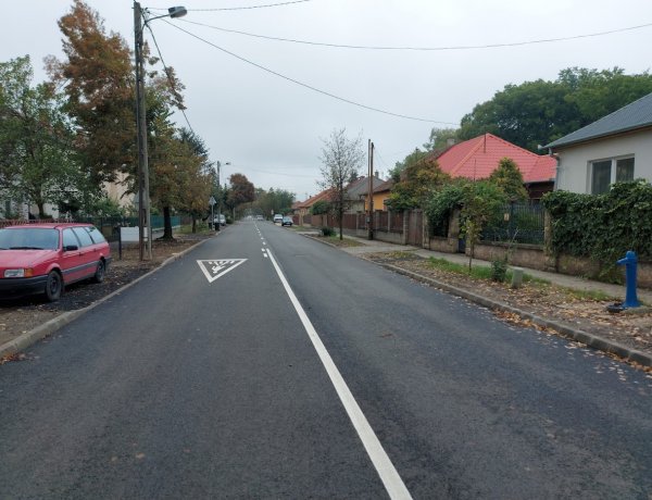 Megnyitották a Derkovits utca egy szakaszát a Kertvárosban