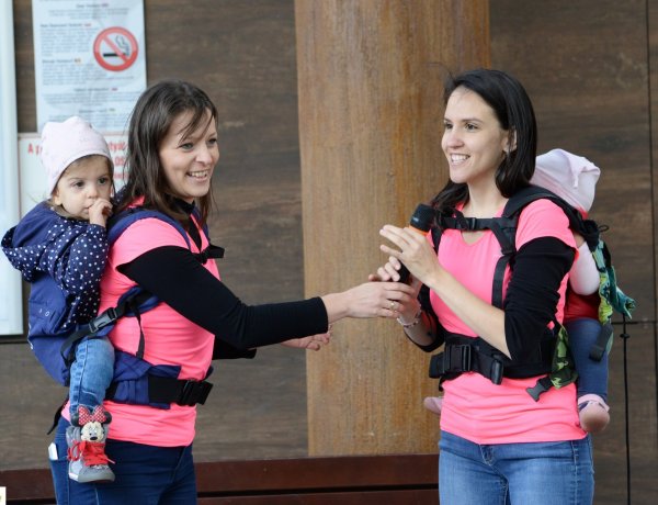 Nemzetközi Babahordozó Hét – Nyíregyházi klubok is várják a családokat és gyerekeket