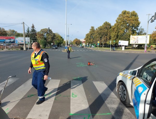 Két autó ütközött a Széna térnél 
