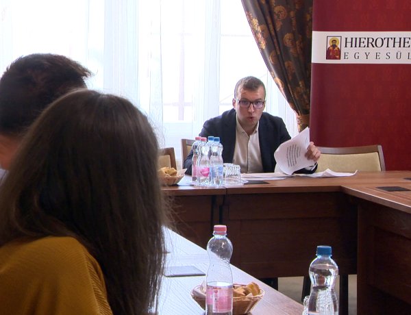 Már pályázhatnak a civilek - Rekordösszeg jut a támogatásokra