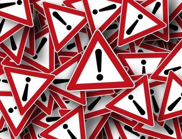 Útinfó – „Sárga villogó” üzemmód a Luther és Zrínyi utcák kereszteződésében