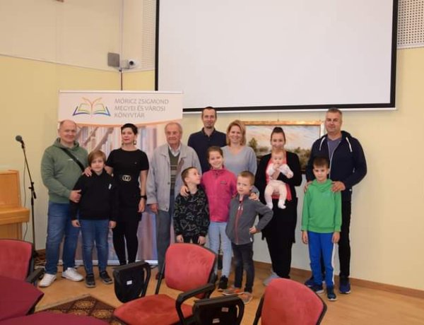 Lezárultak az Országos Könyvtári Napok Nyíregyházán – Köszöntötték a könyvtári Leg-eket, jutalmazták az olvasói hűséget