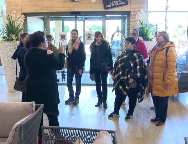 Tanulmányi kirándulás – Utazási oldalak szerkesztői látogattak a városba