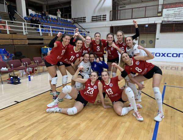 Győzelemmel kezdték a szezont a röplabdások