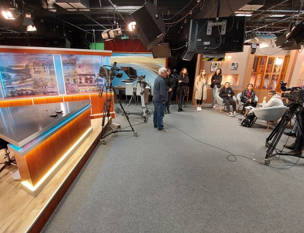 Médiasuli: a Nyíregyházi Televízióval ismerkedett az evangélikus gimnázium média-informatika tagozatos osztálya