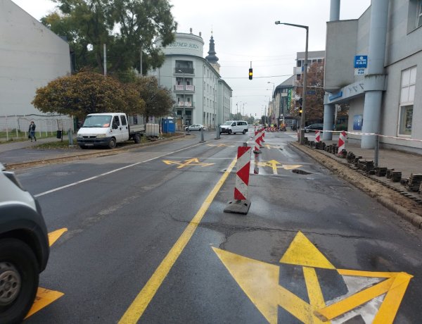 A belvárosban ideiglenes forgalmirend-változás történt