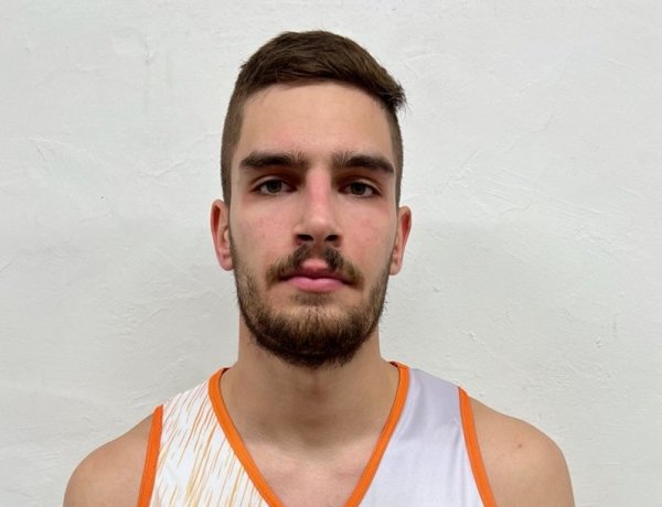 Új játékost igazolt a NYÍKSE