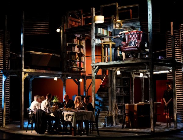 A nagysikerű Augusztus Oklahomában november 5-én a Móricz Zsigmond Színház Nagyszínpadán! 