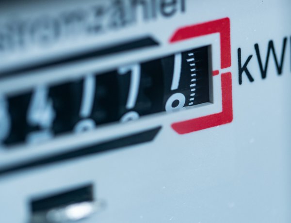 Rezsicsökkentés: Az MVM elmondta, hogy kaphatnak kedvezményt a többgenerációs családi házban élők