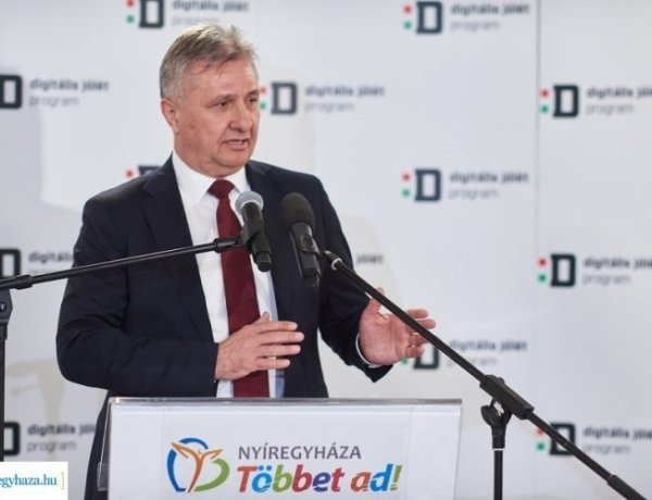 November 24-én a Luther utca 3. szám alatti Választókerületi Irodában tart fogadóórát dr. Vinnai Győző