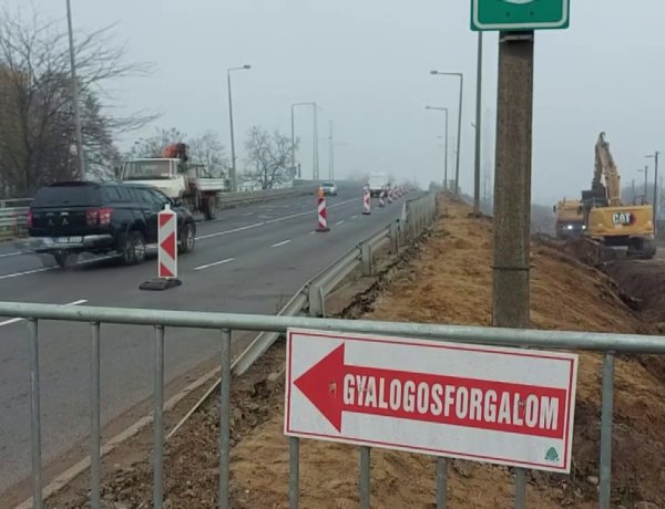 Útinformációk a Tiszavasvári úti felüljáróról