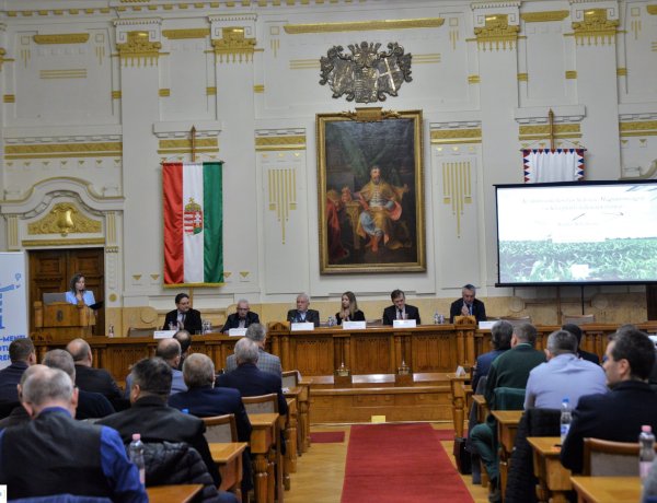 I. Tisza-menti vízpótlás konferencia – Csatornák a Tiszában