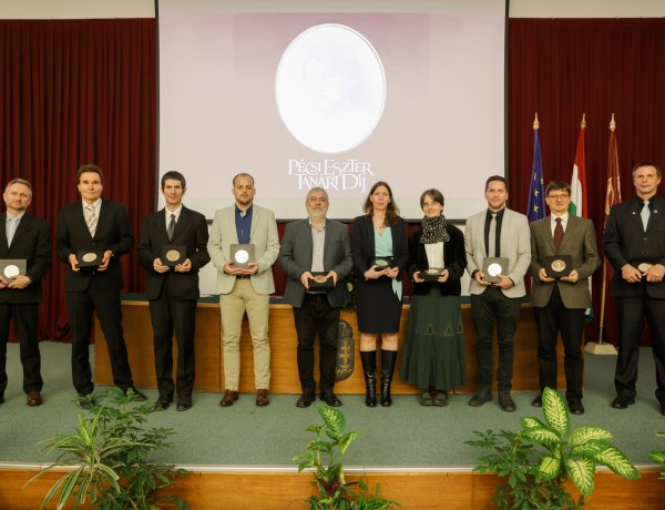 Gratulálunk! – A Pécsi Eszter tanári díjakat átvevők között a nyíregyházi Zsigó Zsolt