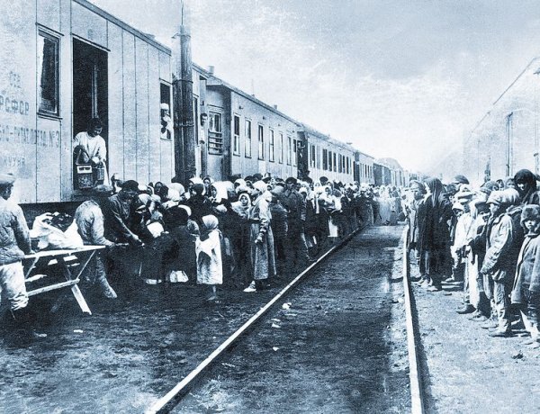 Nyolcszázezer magyart hurcoltak kényszermunkára a Szovjetunióba