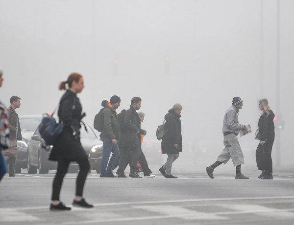 Napközben javulhatnak a látási viszonyok, de az idő továbbra is ködös marad