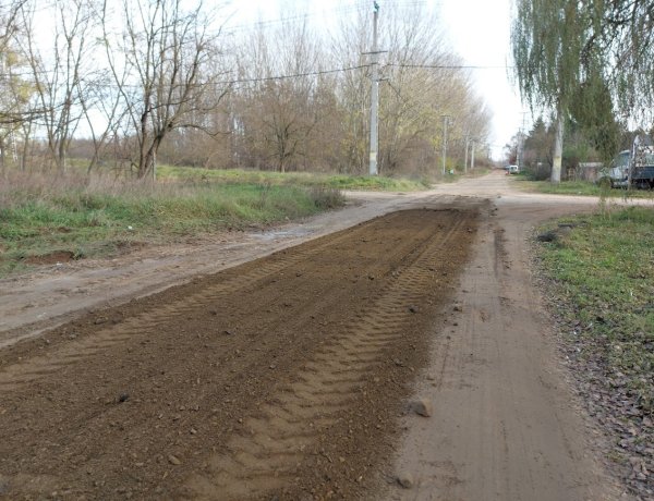 Járhatóvá tették a Levél utca felületét, az ott kiépülő lakóövezet miatt fontos munkát végeznek