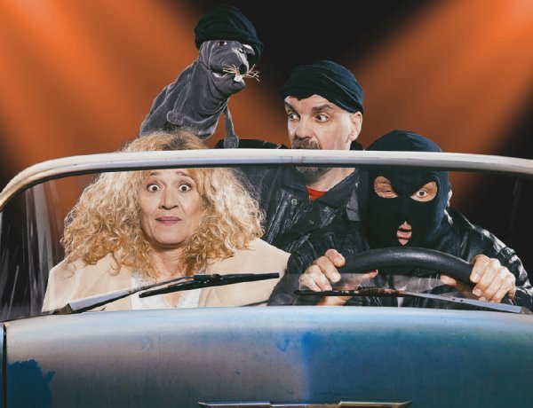 Izgalmasan zárja, majd kezdi az évet a Móricz Zsigmond Színház  a Művész Stúdióban