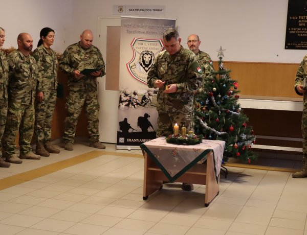 A második gyertya is ég a Damjanich laktanyában