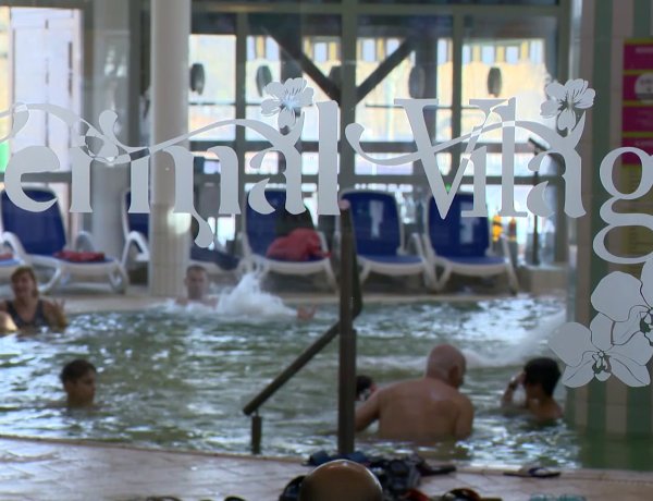 Reklámmal segítik a fürdőket – Az Aquarius Élményfürdő jelenleg is fogadja a vendégeket
