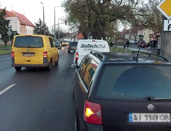 Szerda délután a Szent István utcán ráfutásos baleset történt