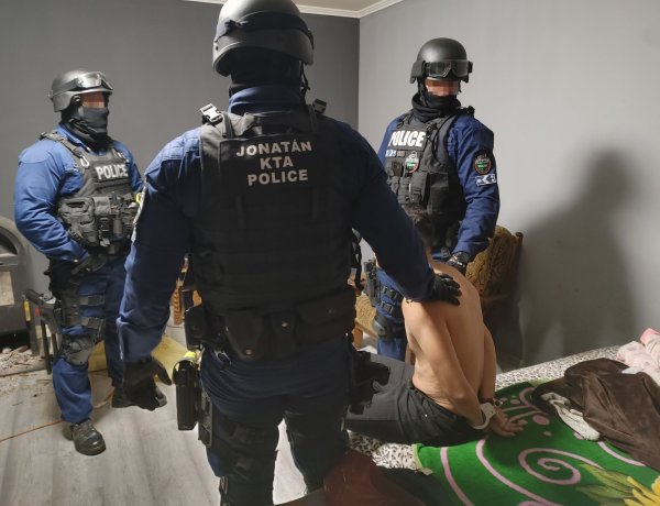 Emberkereskedelem és kényszermunka családi vállalkozásban