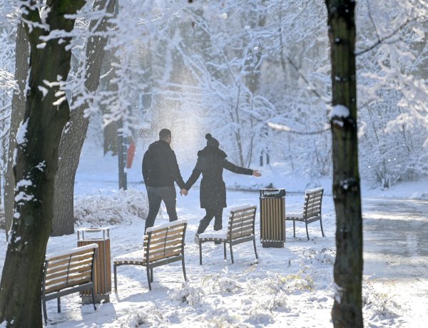 Újra támad a tél, hószállingózás is lehet – Mutatjuk hol