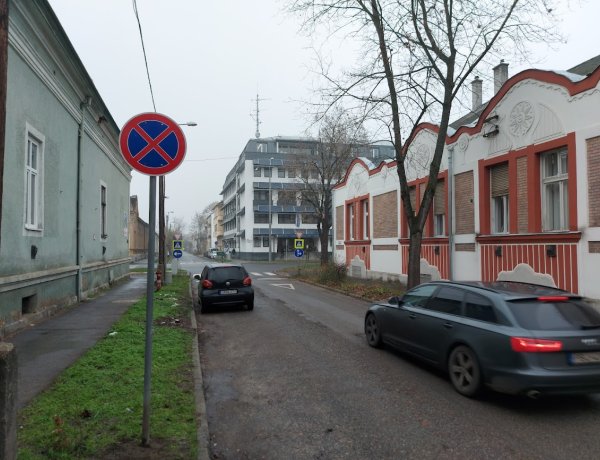 Biztonságosabb közlekedés a Deák Ferenc utcán