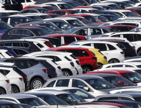 MGE: Csökkent a forgalomba helyezett új személygépjárművek száma Magyarországon