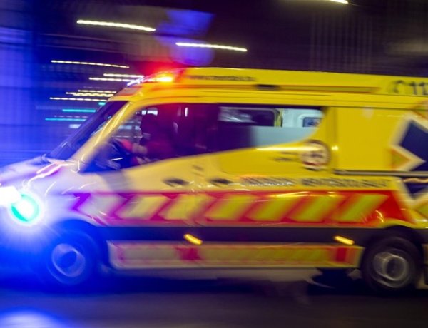 Mentőszolgálat: 3608 esetet láttak el szilveszterkor