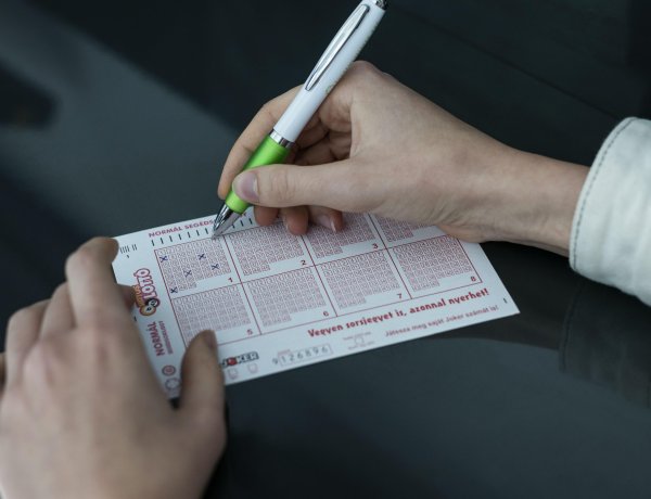 Milliárdos a nyeremény az ötös- és a hatoslottón is