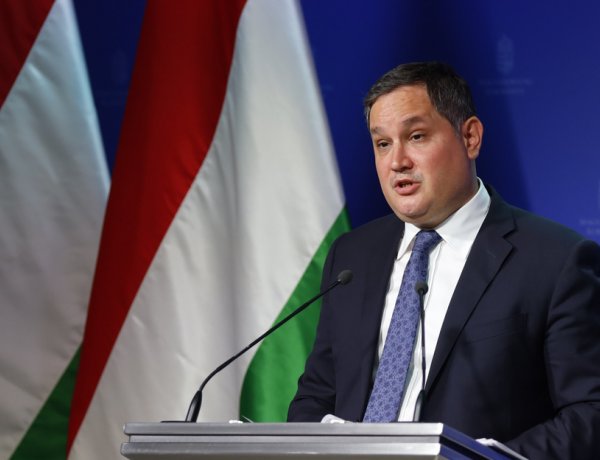 Gazdaságfejlesztési miniszter: A gazdasági védvonal sikeresen védi a teljes foglalkoztatottságot