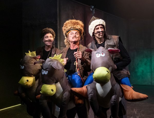 A Móricz Zsigmond Színház a Művész Stúdióban várja közönségét februárban is! 