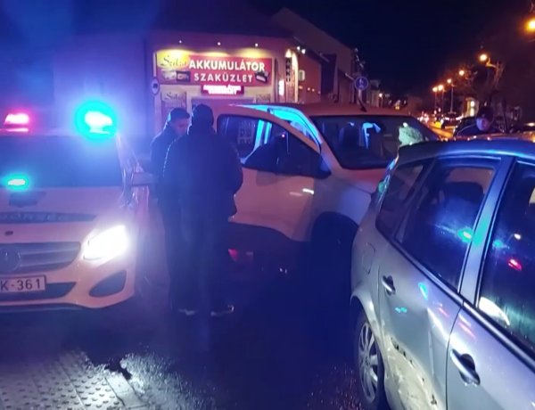 Baleset történt a Zenta utca és a Kállói út kereszteződésénél kedd este