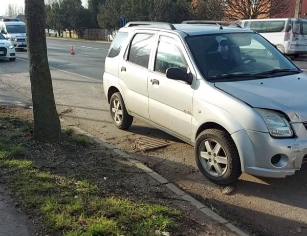 Baleset történt a Debreceni úton, az okozó elhajtott a helyszínről